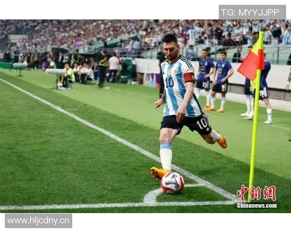 梅西赛场微小举动引发热议球迷纷纷讨论其潜在含义 梅西赛场微小举动引发热议球迷纷纷讨论其潜在含义