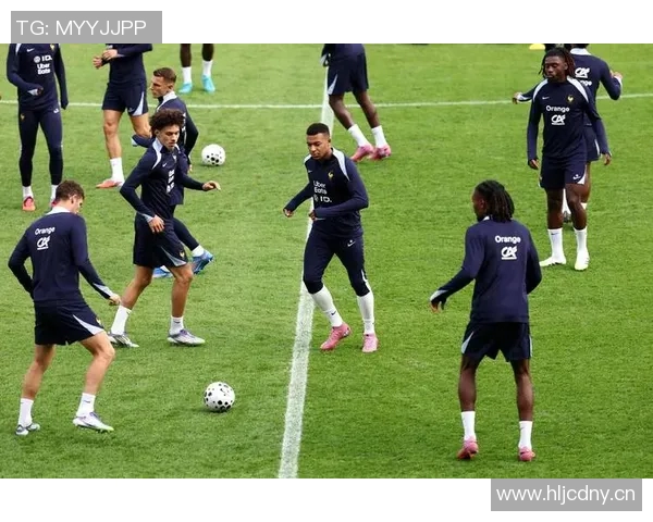 足球世界杯赛程下球员体能储备与赛后科学恢复策略研究探索 足球世界杯赛程下球员体能储备与赛后科学恢复策略研究探索